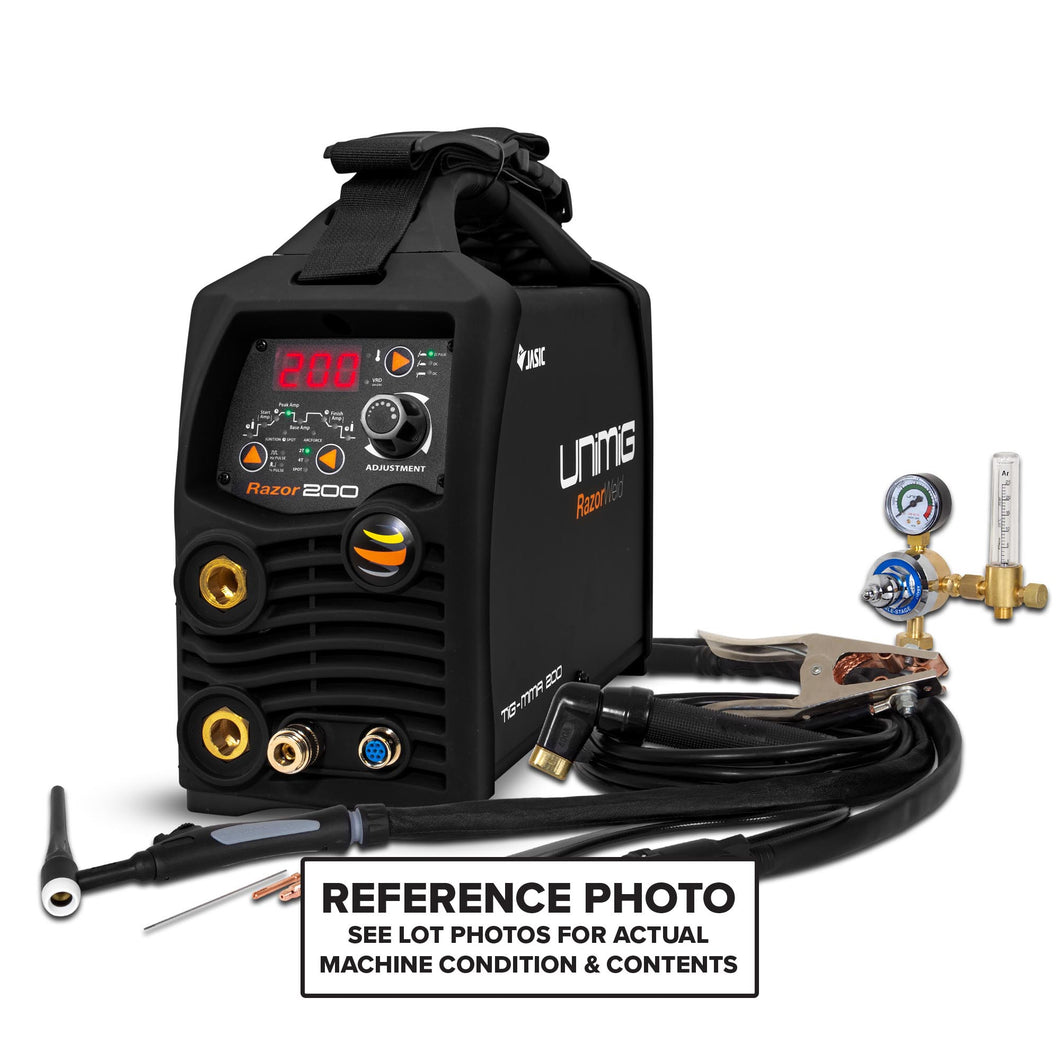 LOT A241 - RAZOR 200 DC