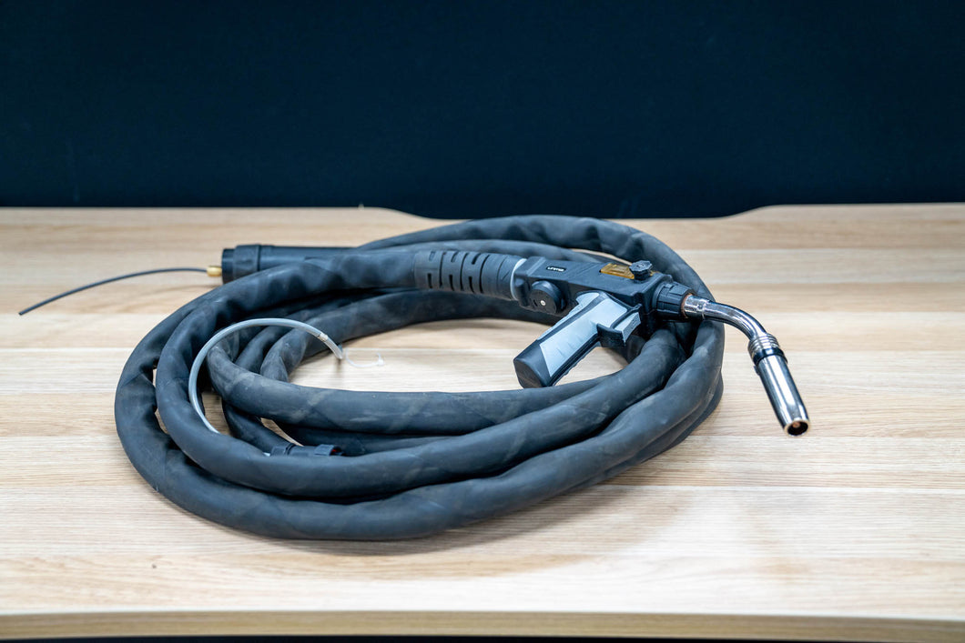 LOT A342 - PUSH-PULL GUN 300A 24V 8M