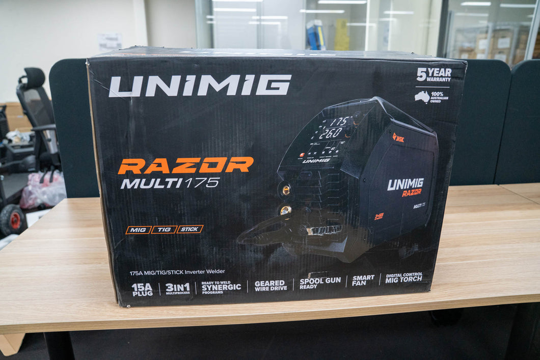 LOT A384 - RAZOR MULTI 175 WELDER