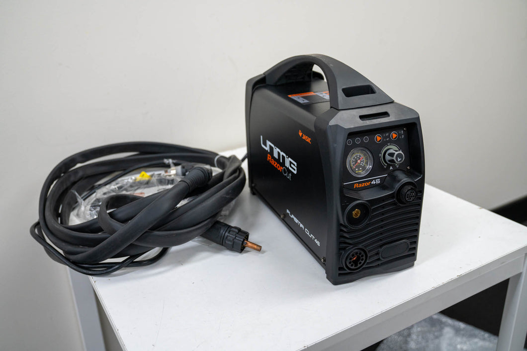 LOT A315 - RAZOR CUT 45 PLASMA CUTTER