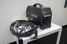 Load image into Gallery viewer, LOT A320 - RAZOR CUT 40 AIR PLASMA CUTTER
